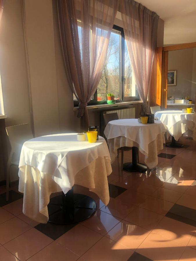 Albergo Casa Dell'Ospite Brescia Ngoại thất bức ảnh