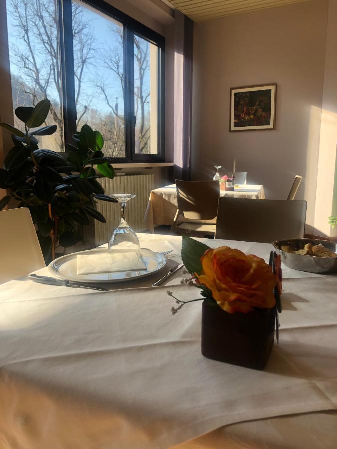 Albergo Casa Dell'Ospite Brescia Ngoại thất bức ảnh