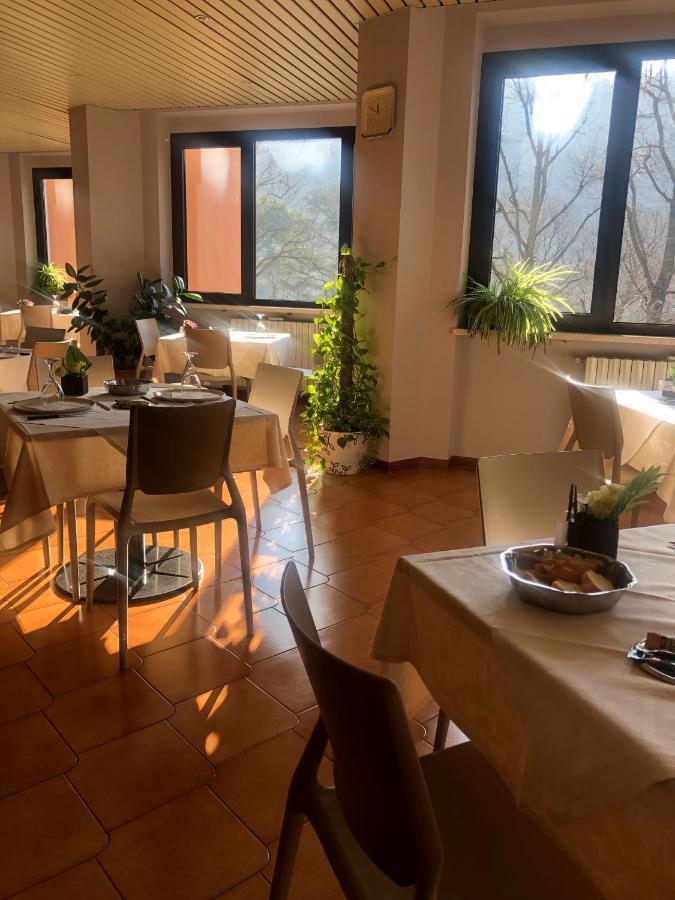 Albergo Casa Dell'Ospite Brescia Ngoại thất bức ảnh
